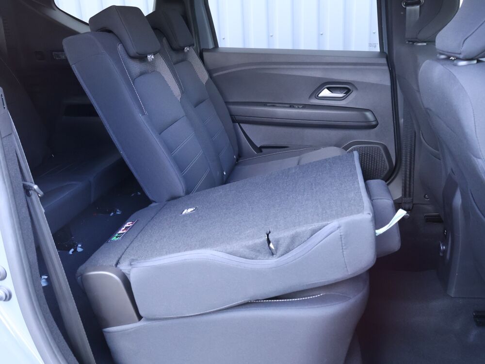 Jogger Hybrid 140 7 places GSR2 Expression 2026 occasion 77680 Roissy-en-Brie