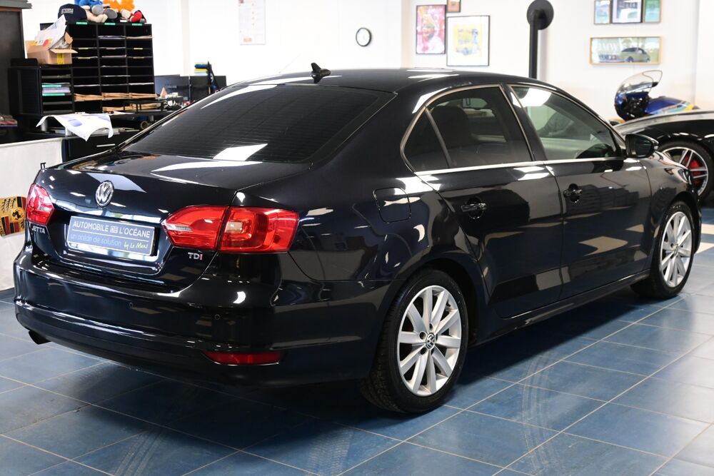 Jetta 1.6 TDI 105 FAP Carat DSG 2011 occasion 72650 Saint-Saturnin