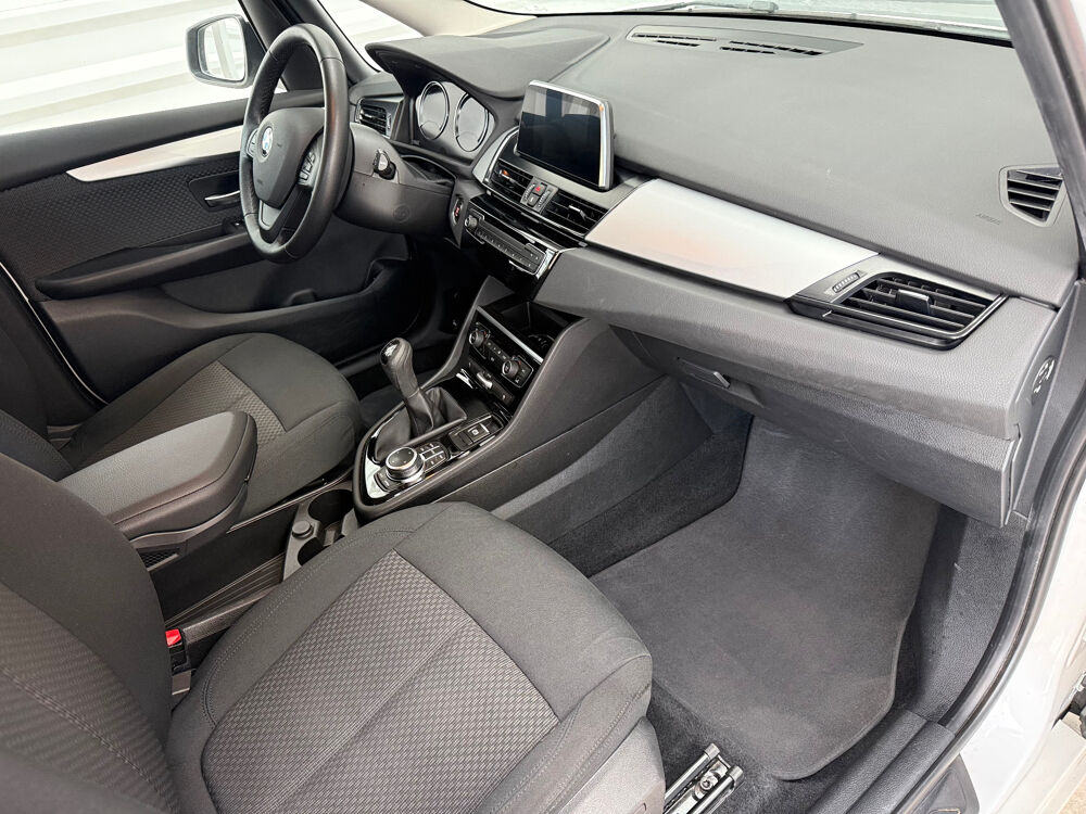 Serie 2 Gran Tourer 216i 109 ch Business Design 2022 occasion 50300 MARCEY-LES-GREVES