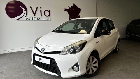Toyota yaris HYBRIDE 100h Dynamic