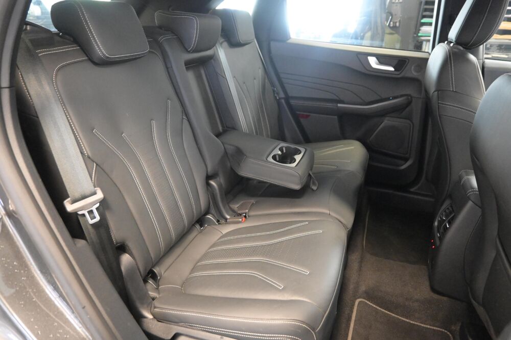 Kuga 2.5 Duratec 225 ch PHEV Powershift Vignale 2025 occasion 72650 Saint-Saturnin