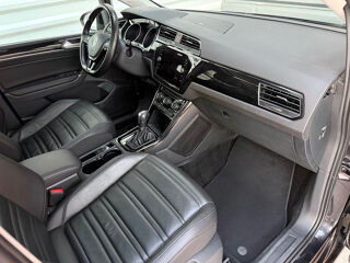 Touran 1.5 TSI EVO 150 DSG7 7pl Carat / Cuir/Led//Toit Pano/Camera/ 2021 occasion 50300 MARCEY-LES-GREVES