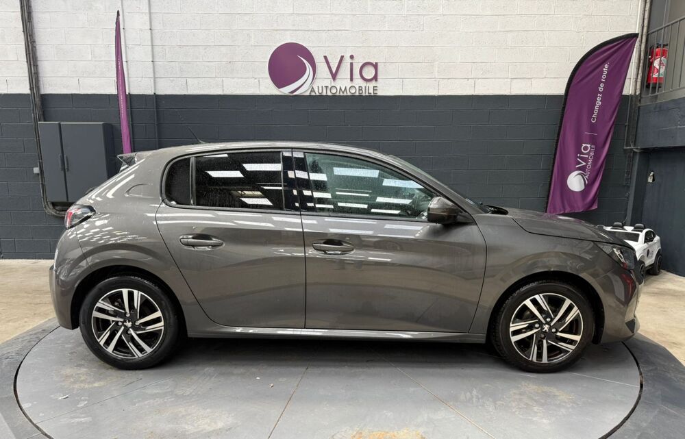 208 1.2 100 cv Allure Suivi peugeot 2020 occasion 62230 Outreau