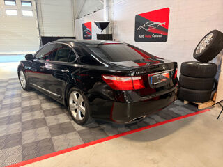 LS V8 380ch BVA-Pack Executive - Superbe &eacute;tat- CARPLAY- toit ou 2008 occasion 44470 Carquefou