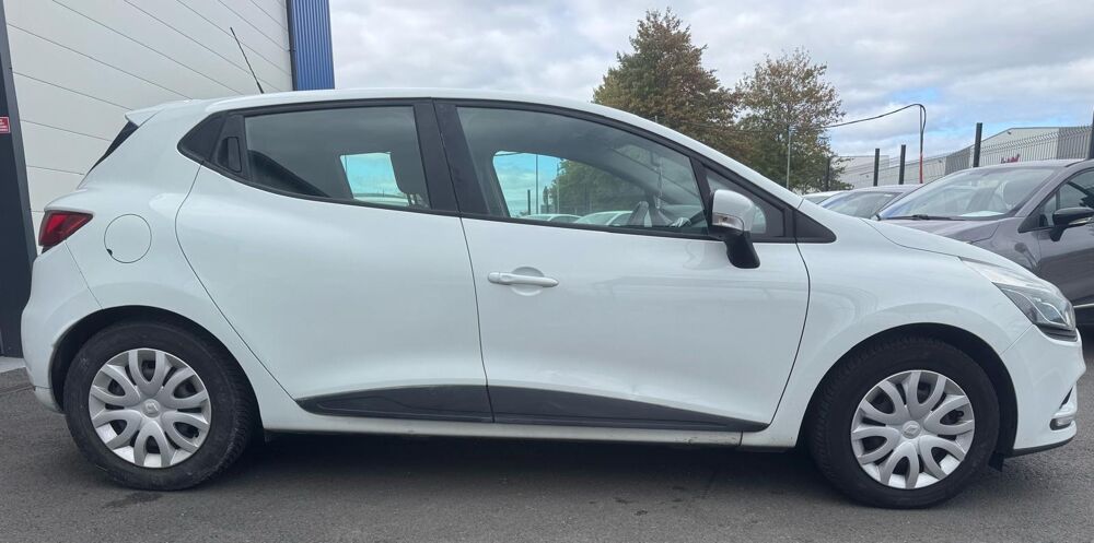 Clio IV dCi 75 E6C Business 2020 occasion 44800 Saint-Herblain