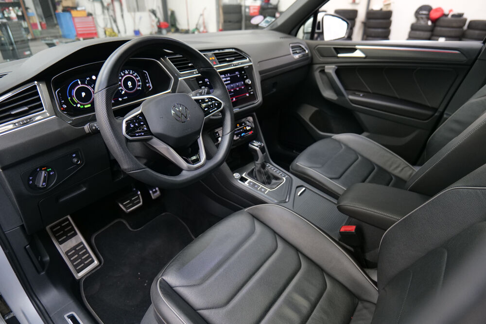 Tiguan eHybrid 245ch DSG6 R-Line Exclusive - 1&deg;MAIN FRANCAIS TVA RE 2022 occasion 69008 LYON 8EME