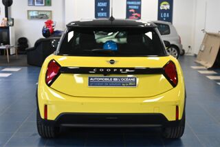 Cooper 156 ch DKG7 C Classic Pack L / 1&egrave;re Main / Suivi Mini 2024 occasion 72650 Saint-Saturnin