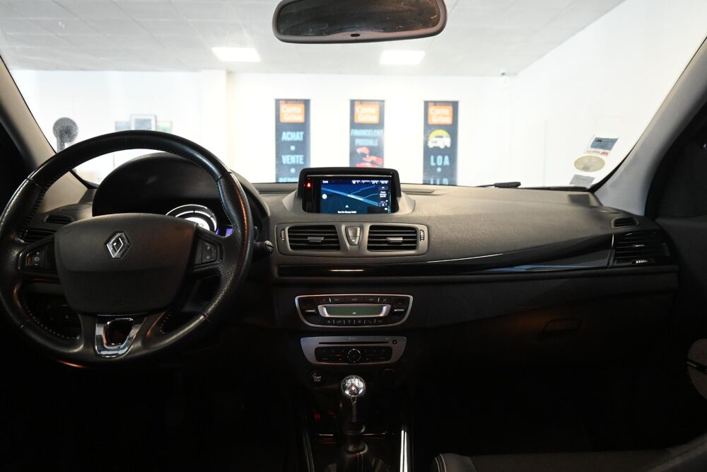 M&eacute;gane III Estate Estate III 1.5 dCi 110 FAP Energy eco2 Bose 2014 occasion 72650 Saint-Saturnin