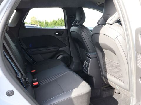 Symbioz E-Tech full hybrid 145 Esprit Alpine 2025 occasion 77680 Roissy-en-Brie