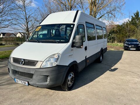 Iveco Daily 20 places 2010 occasion Maurepas 78310