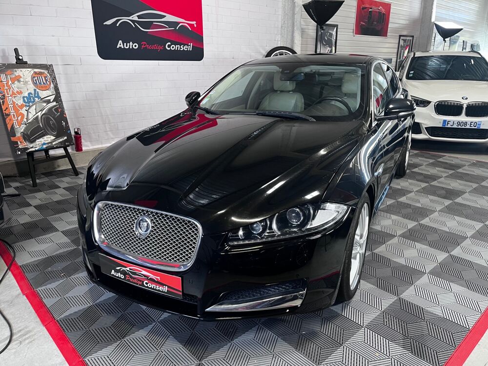 XF 2.2 D - 200 Luxe Auto 2014 occasion 44470 Carquefou