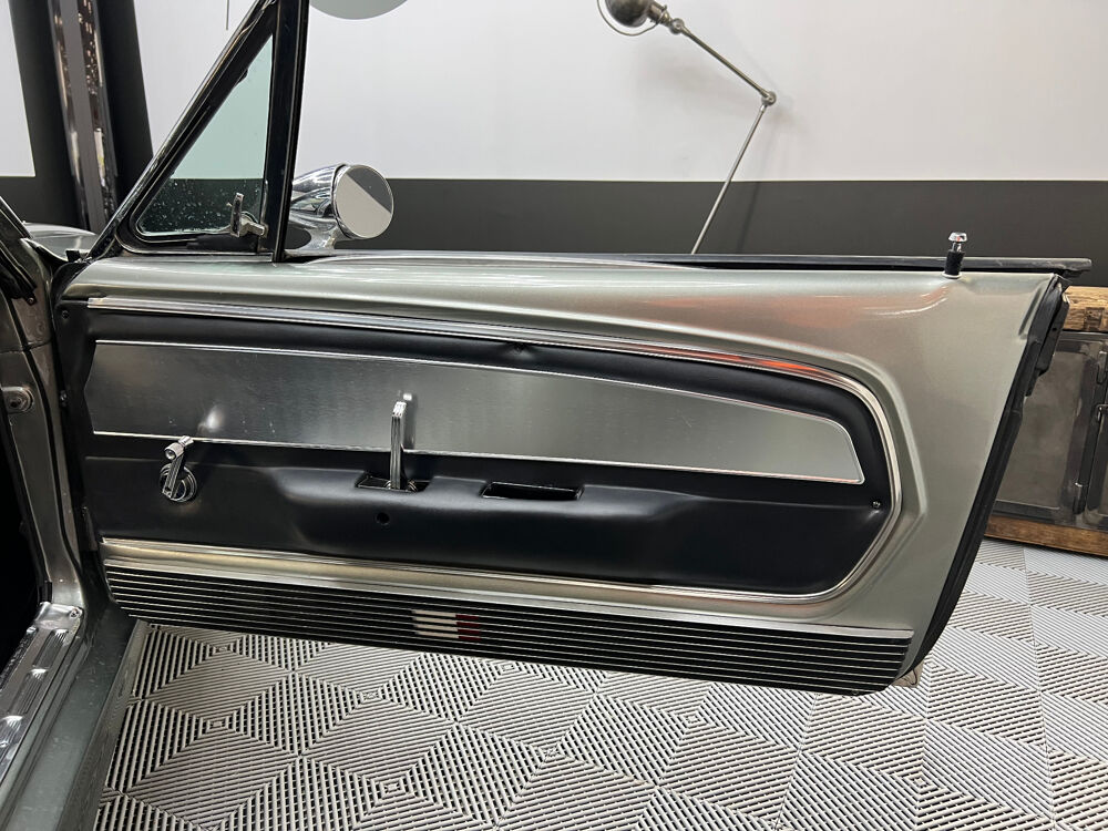 Mustang FORD MUSTANG 500 GT SHELBY V8 470 1967 occasion 27120 PACY-SUR-EURE