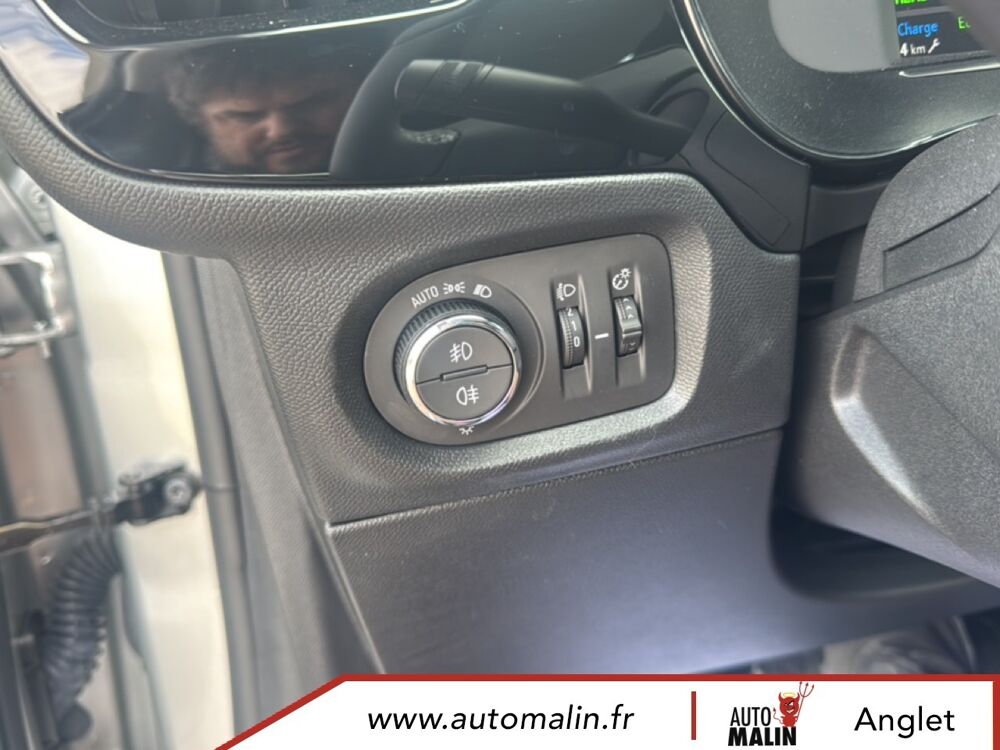 Corsa 136 ch & Batterie 50 kw/h Elegance 2023 occasion 64600 Anglet