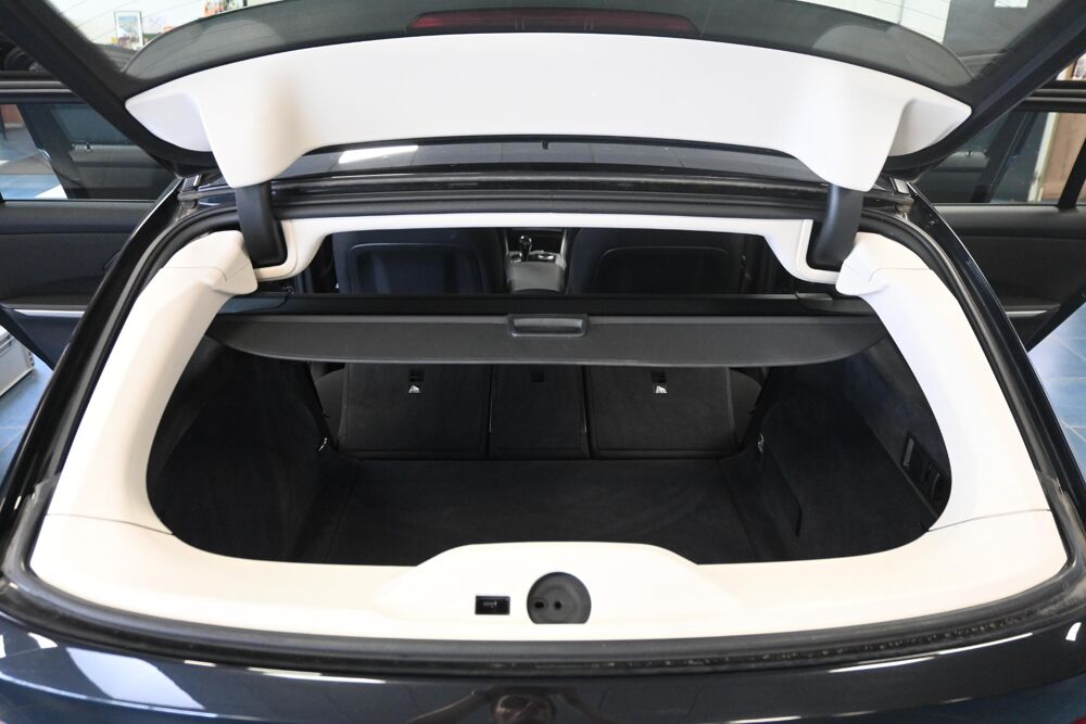S&eacute;rie 3 Touring 318d 150 ch BVA8 Lounge Plus 2020 occasion 72650 Saint-Saturnin
