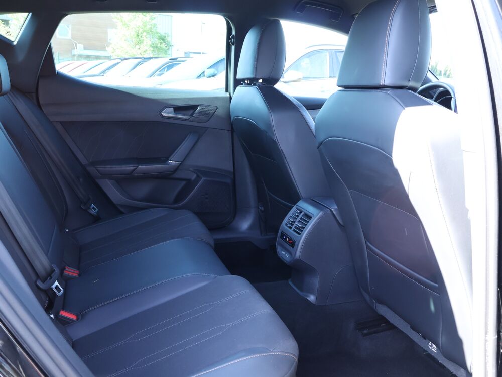 Leon eHybrid 204 ch DSG6 V 2025 occasion 77680 Roissy-en-Brie