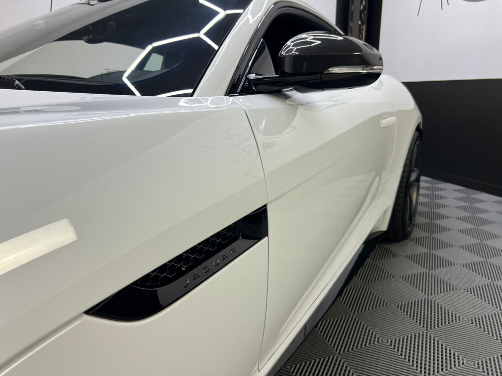 F-Type 2L Essence 300 ch BVA8 2017 occasion 27120 PACY-SUR-EURE