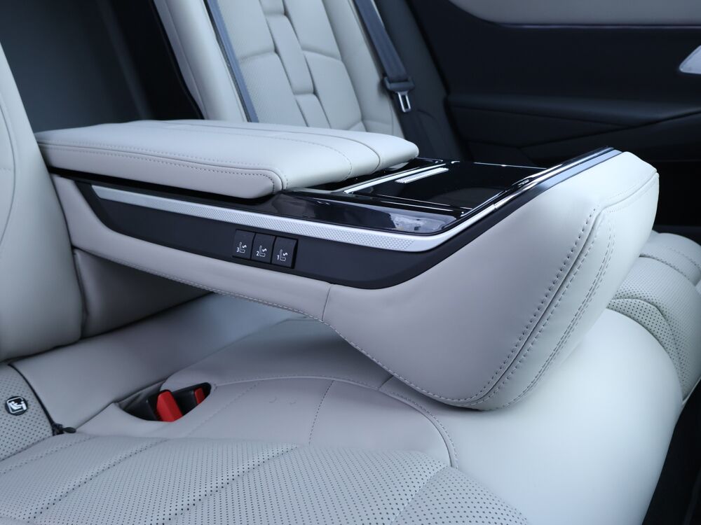 DS9 Hybride E-Tense 250 Opera Premiere 2025 occasion 77680 Roissy-en-Brie