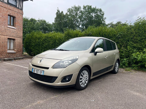 Renault Grand Scénic III dCi 130 Expression 5 pl 2009 occasion La Vaupalière 76150