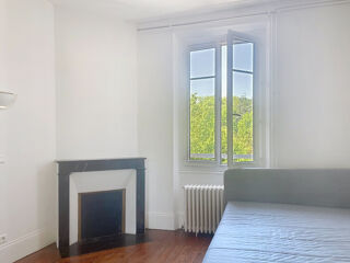  Appartement à louer 3 pièces 57 m²
