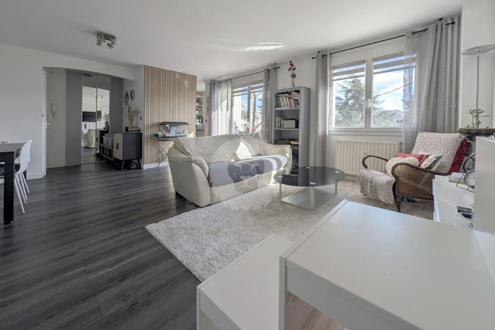 Vente Appartement GRAND T3 PIECES POSSIBLE T4 AVEC FAIBLES CHARGES St maur des fosses