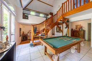  Maison à vendre 7 pièces 212 m²
