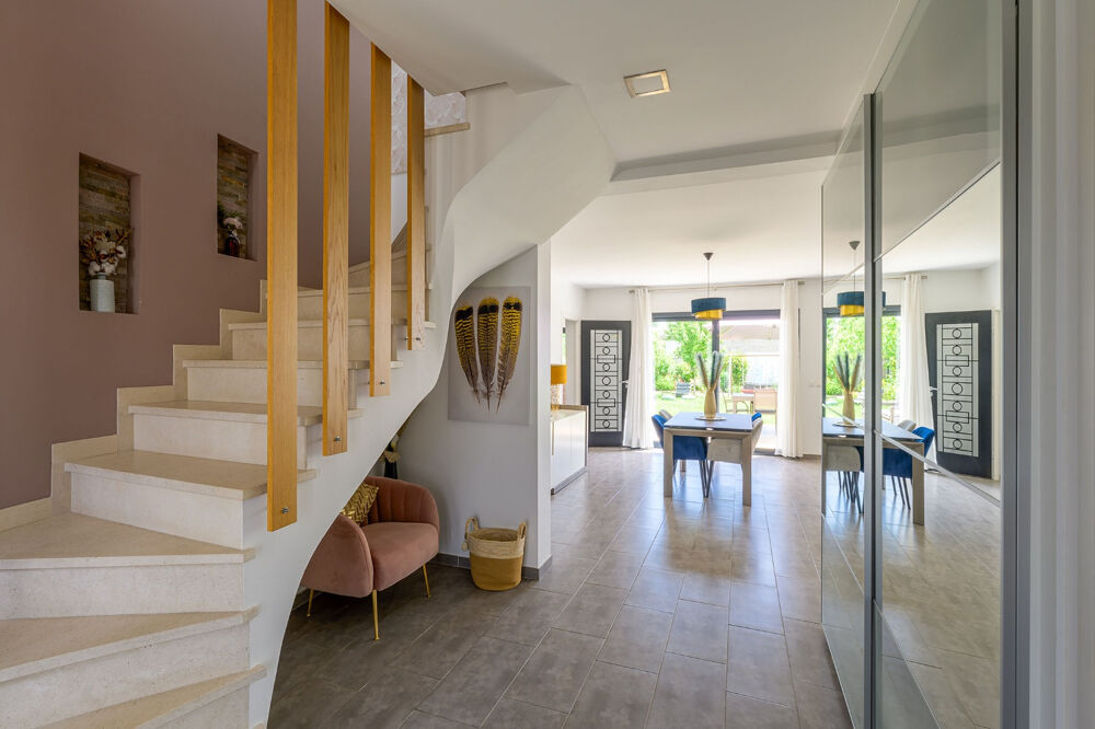 Vente Maison Maison contemporaine de prestige de 189 m2 - Terrain piscinable de 635 m2 Le plessis trevise