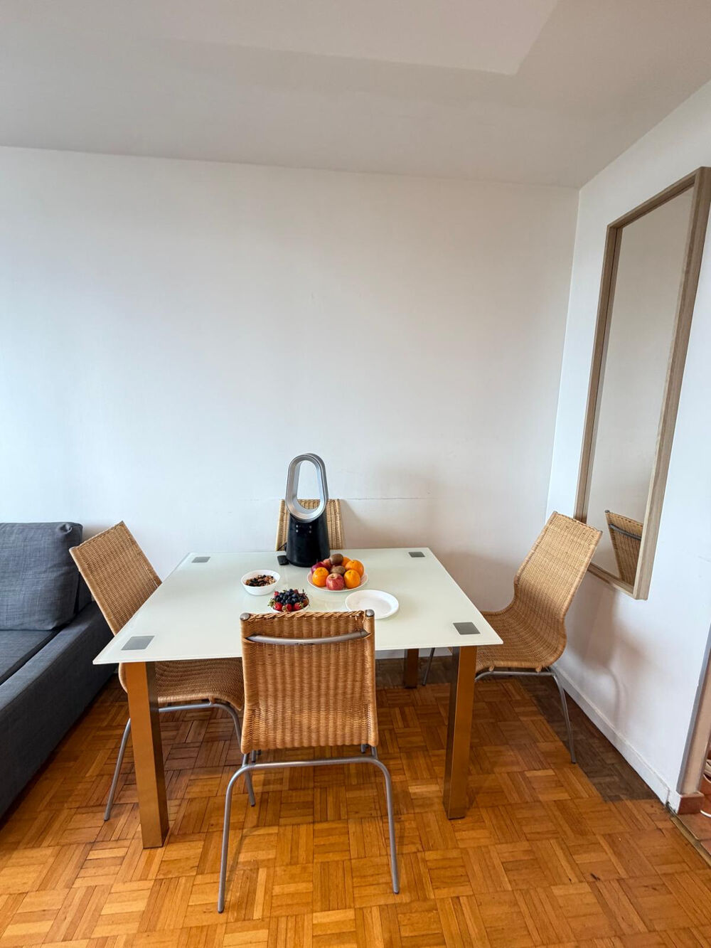 Location Appartement Appartement meublé 2 pièces Tour Reflets paris 15 Paris 15