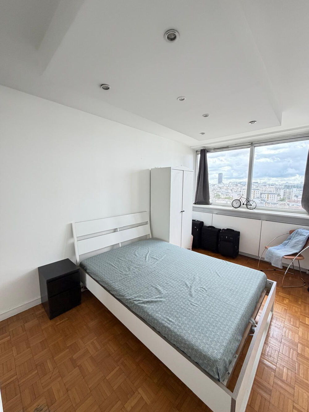 Location Appartement Appartement meublé 2 pièces Tour Reflets paris 15 Paris 15