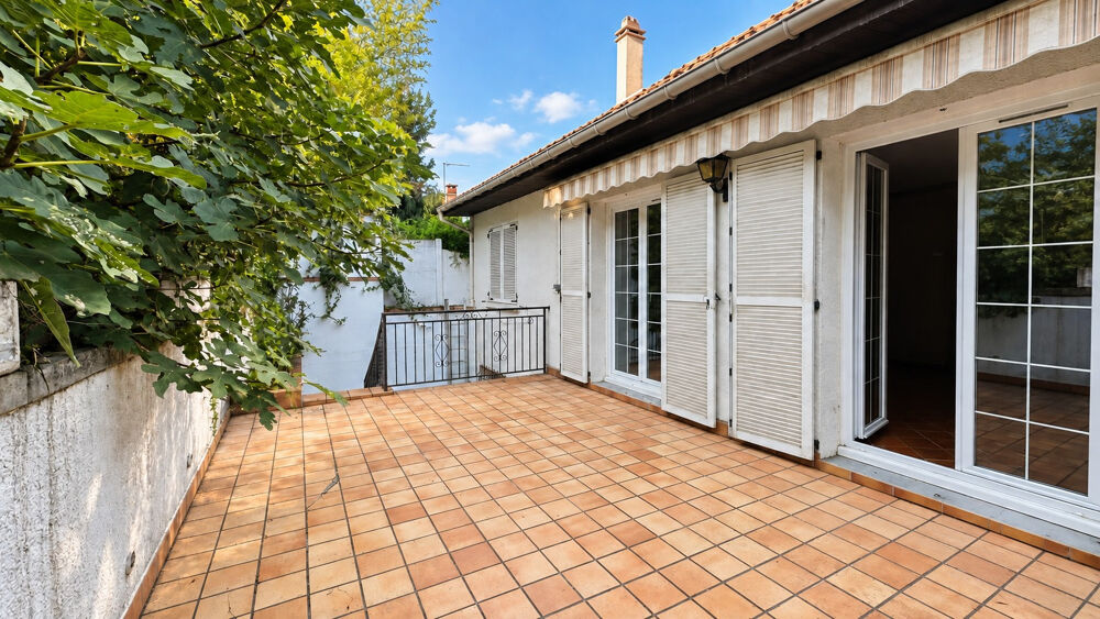 Vente Maison CRÉTEIL   MAISON FAMILIALE DE 188 M2, 5 CHAMBRES, JARDIN, TERRASSES ET GARAGE Creteil