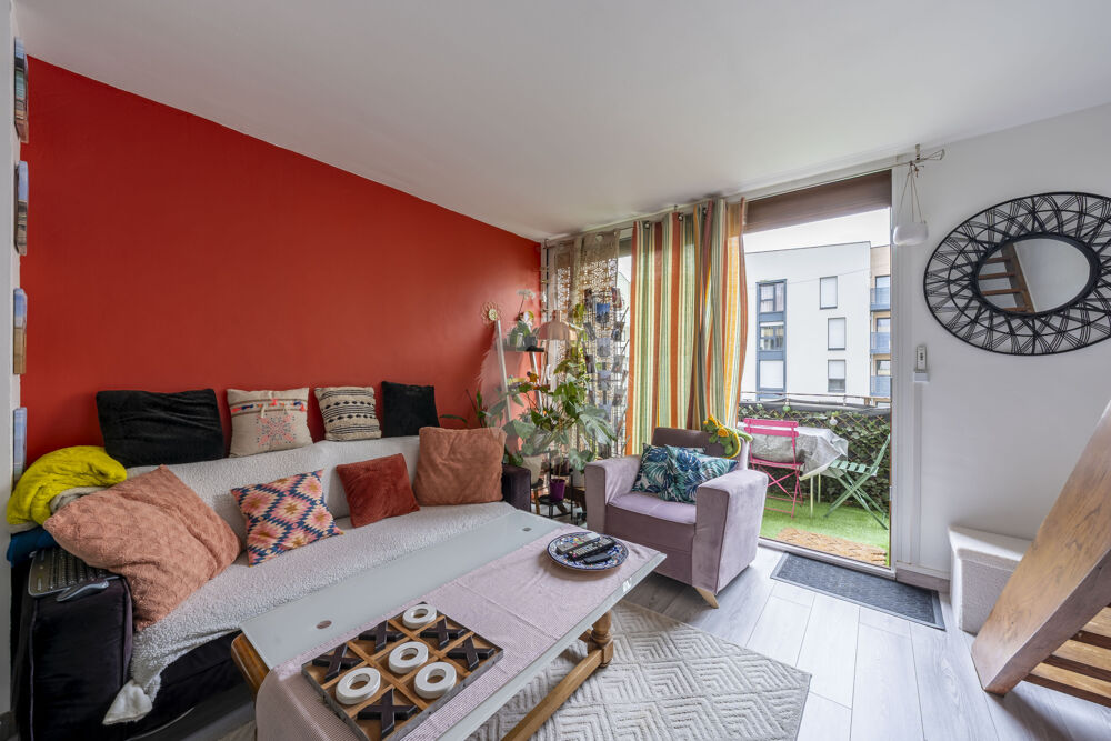 Vente Appartement Charmant duplex rénové avec balcon, cave et stationnement résident Melun