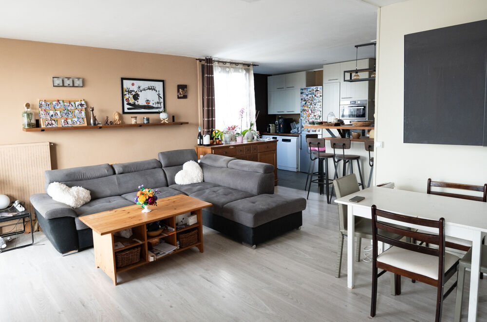 Vente Appartement Neuilly-sur-Marne   F4 dernier étage lumineux avec balcon   73 m2 Neuilly sur marne
