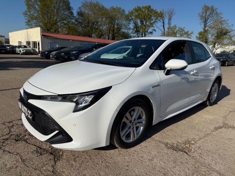 Toyota Corolla Pro Hybride 122h Dynamic Business + Programme Beyond 2022 occasion Évreux 27000
