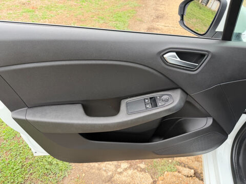 Clio V Clio E-Tech hybride 145 Equilibre 2022 occasion 27000 &Eacute;vreux