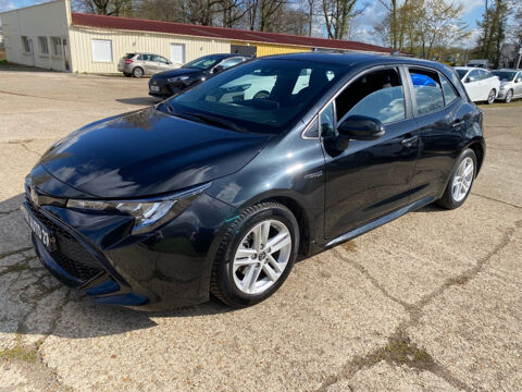 Toyota Corolla Pro Hybride 122h Dynamic Business 2019 occasion Évreux 27000