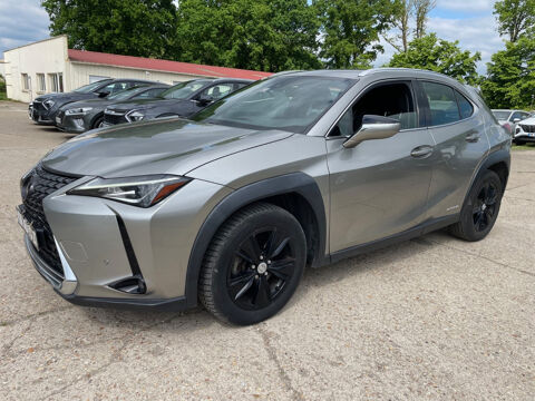 Lexus UX 250h 2WD Pack Business 2019 occasion Évreux 27000