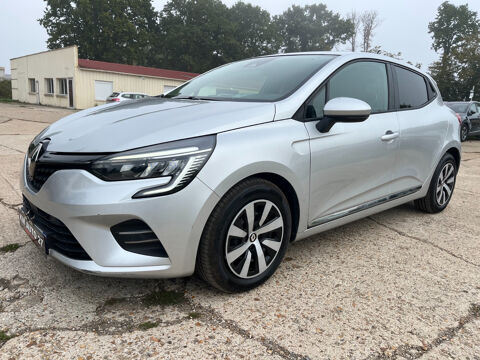 Annonce voiture Renault Clio IV 12990 €