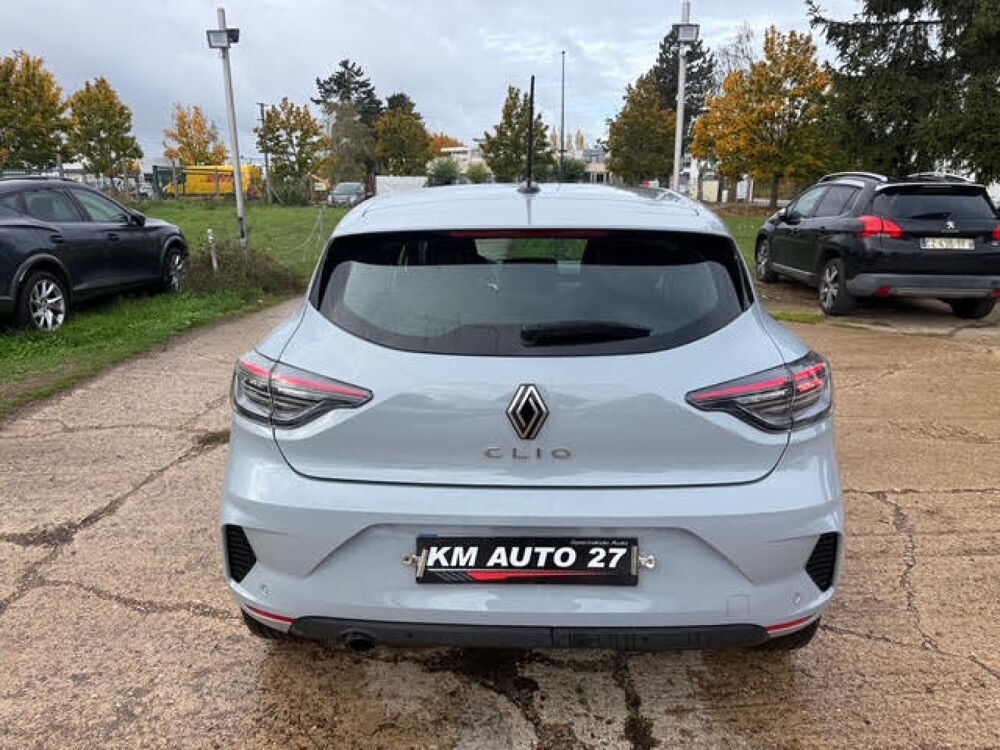 Clio IV Clio TCe 90 Evolution 2024 occasion 27000 &Eacute;vreux