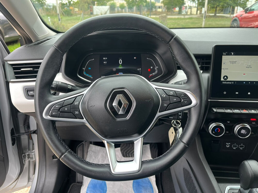 Clio V Clio E-Tech full hybrid 145 Evolution 2023 occasion 27000 &Eacute;vreux