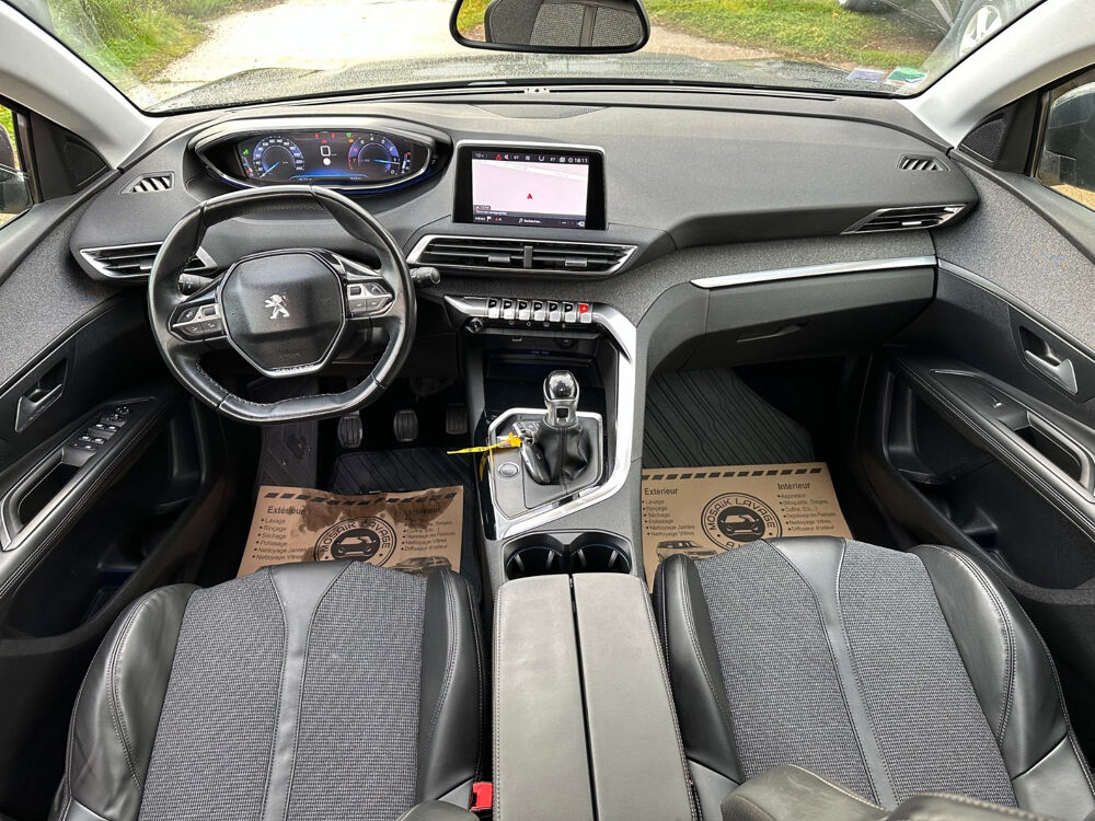 3008 1.2 Puretech 130ch S&S BVM6 Allure 2017 occasion 27000 &Eacute;vreux