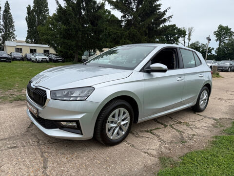 Annonce voiture Skoda Fabia 12990 €