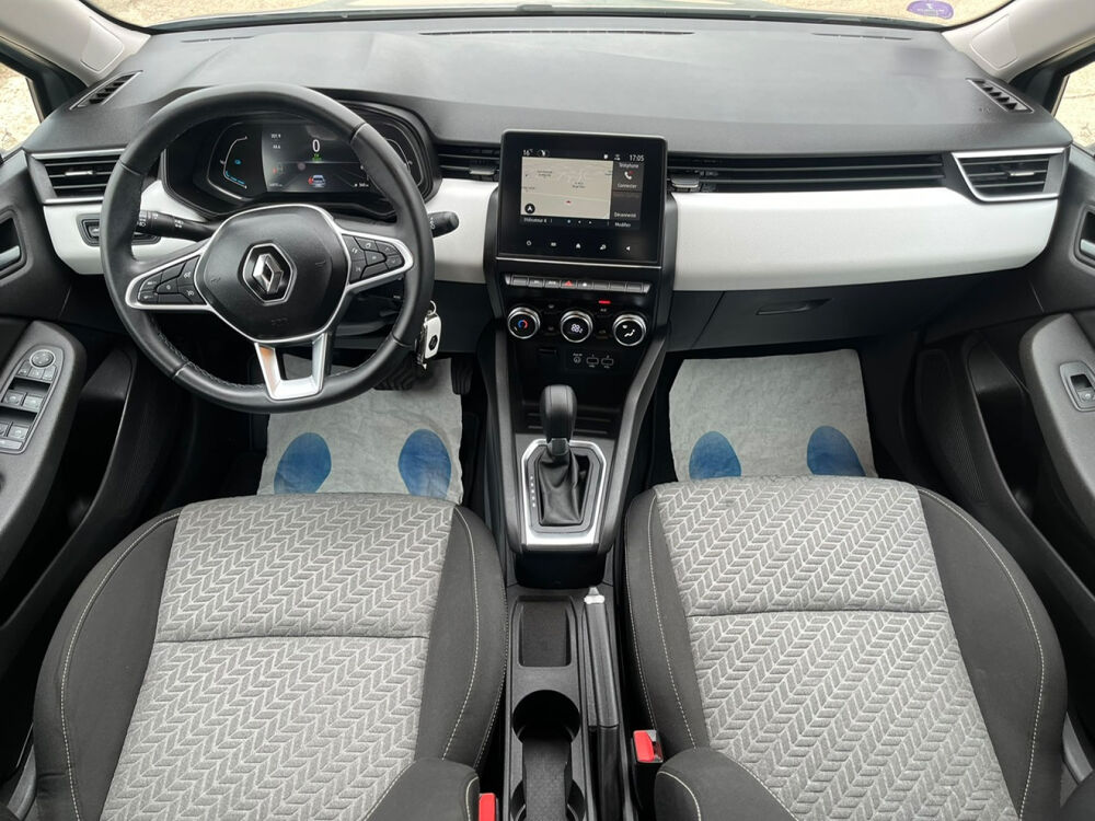 Clio V Clio E-Tech full hybrid 145 Evolution 2023 occasion 27000 &Eacute;vreux