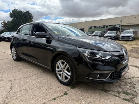 Megane IV M&eacute;gane IV Berline Blue dCi 115 Business 2020 occasion 27000 &Eacute;vreux