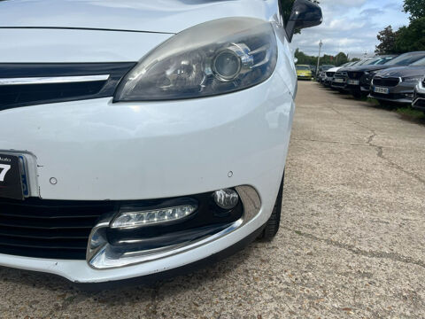Grand Sc&eacute;nic III Grand Sc&eacute;nic dCi 130 Energy FAP eco2 Bose Edition 7 pl 2015 occasion 27000 &Eacute;vreux