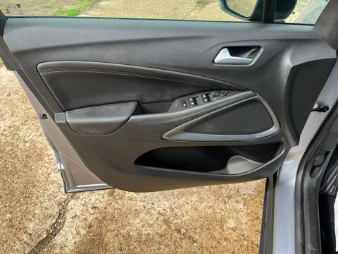 Crossland 1.2 Turbo 110 ch BVM6 Elegance 2021 occasion 27000 &Eacute;vreux