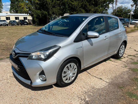 Toyota Yaris Hybride 100h Business 2015 occasion &Eacute;vreux 27000
