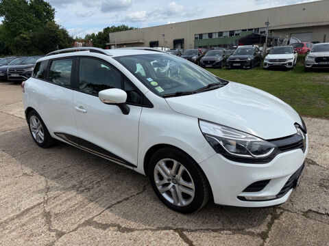 Clio IV Clio Estate dCi 90 Energy eco2 82g Business 2017 occasion 27000 &Eacute;vreux