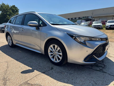 Corolla Touring Sports Pro Hybride 140ch Dynamic Business + 2023 occasion 27000 &Eacute;vreux