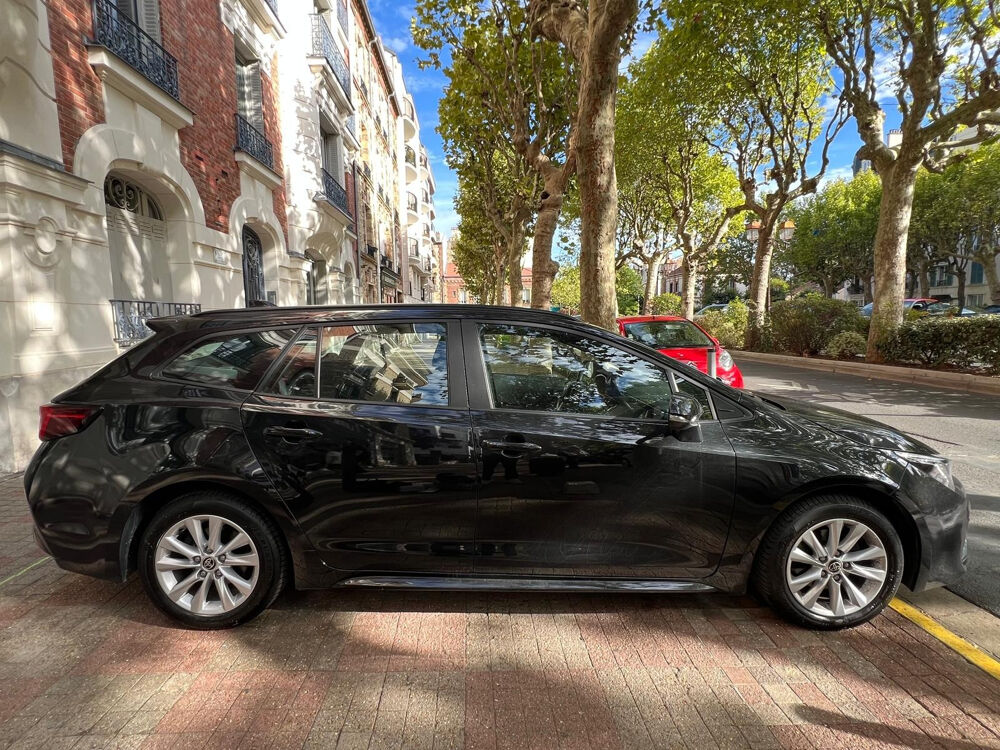Corolla Touring Sports Hybride 140ch Dynamic 2023 occasion 95880 ENGHIEN-LES-BAINS