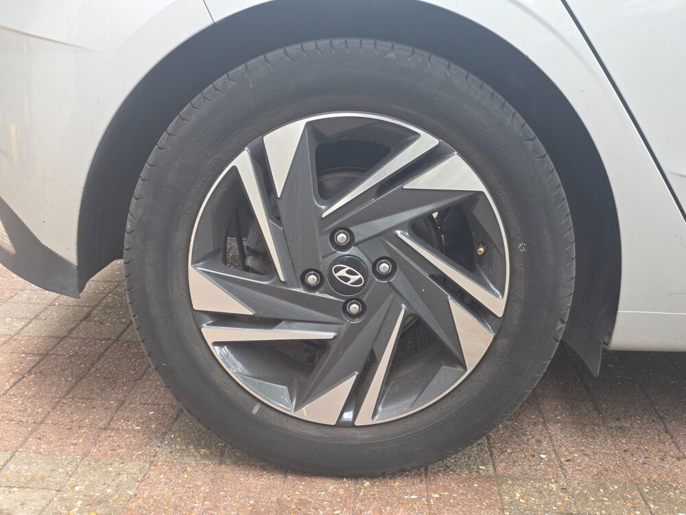 i20 1.0 T-GDi 100 Hybrid 48V Creative 2021 occasion 95880 ENGHIEN-LES-BAINS