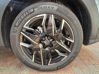 3008 1.2 Hybrid 136 CV e-DCS6 GT EXLUSIVE 2025 occasion 95880 ENGHIEN-LES-BAINS